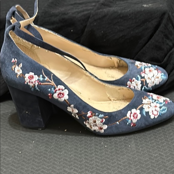 Floral Embroidered Blue Women's Shoes - Picture 5 of 8